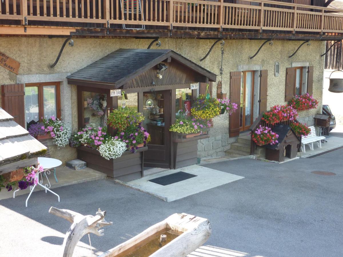 La Ferme Du Mont-Blanc Bed & Breakfast Combloux Eksteriør bilde