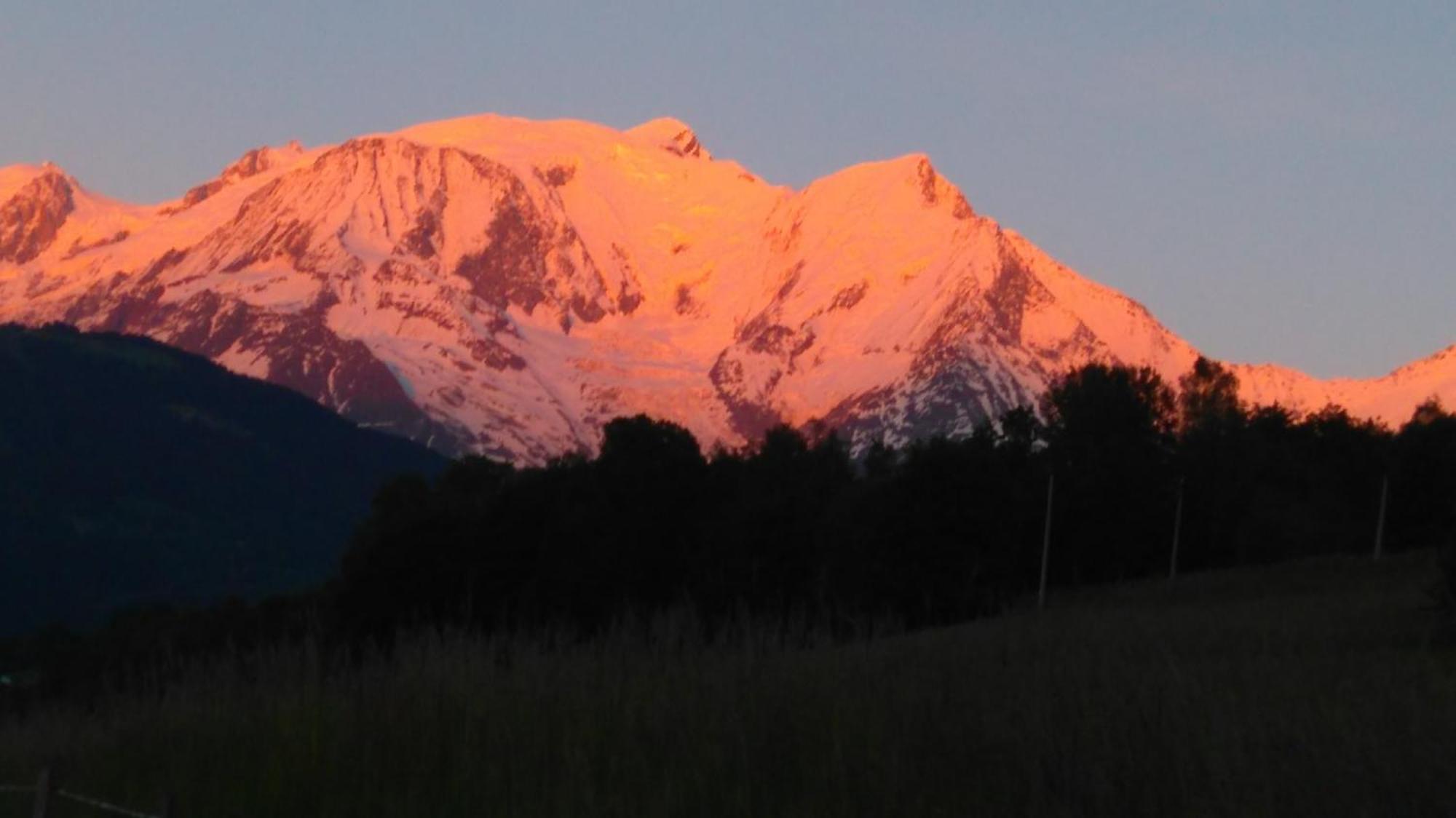 La Ferme Du Mont-Blanc Bed & Breakfast Combloux Eksteriør bilde